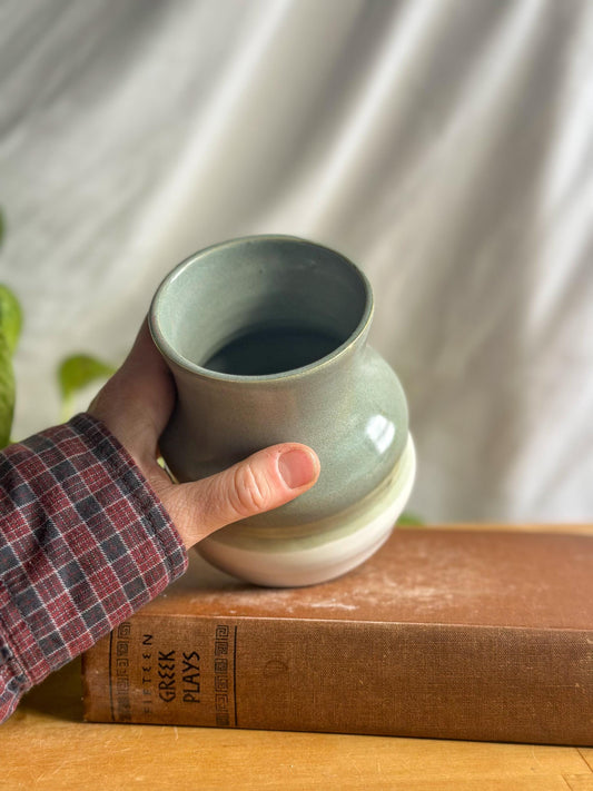 Porcelain Bud Vase – Coastal-Inspired