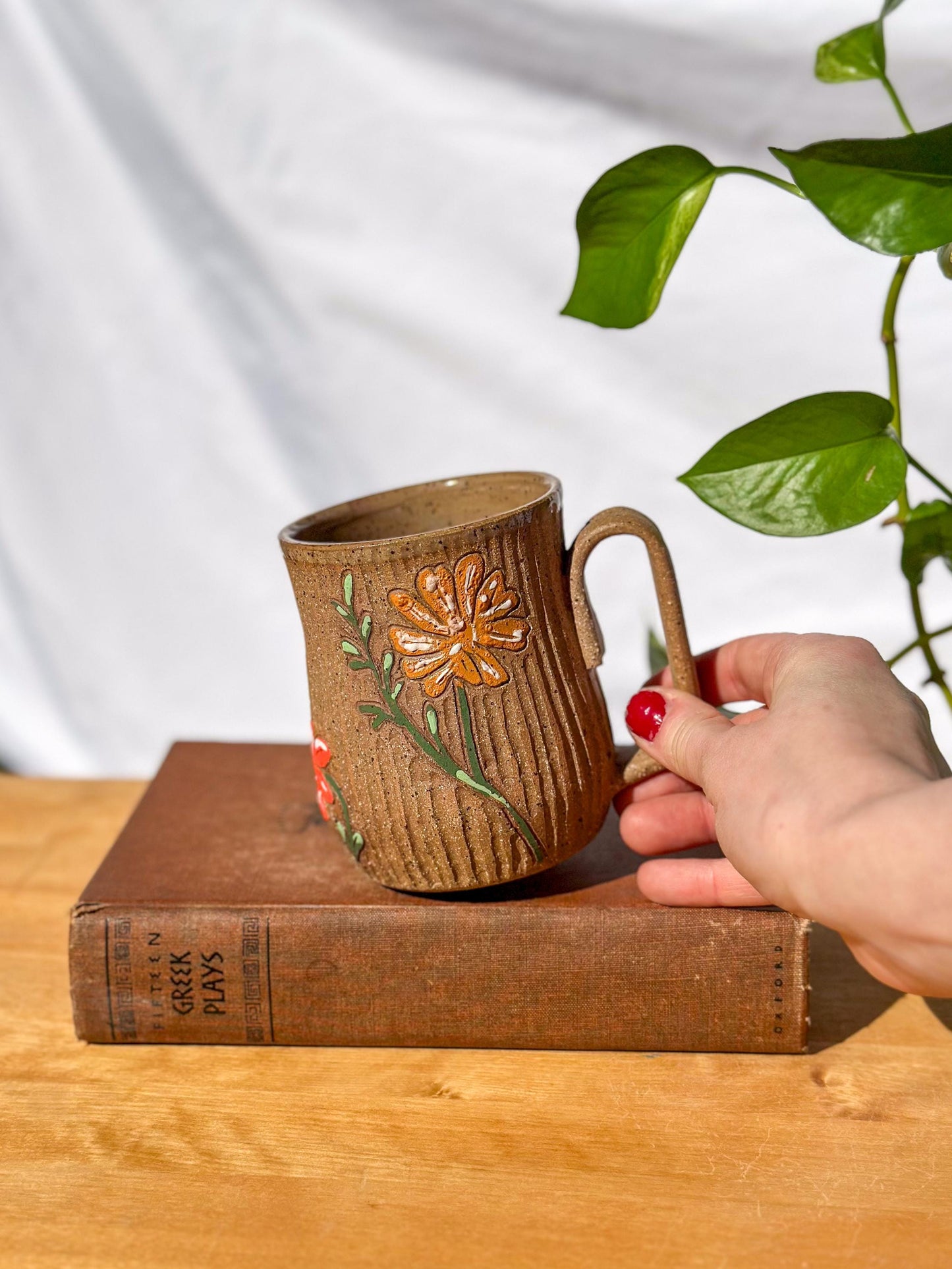 Wildflower Vertical Carved Mug